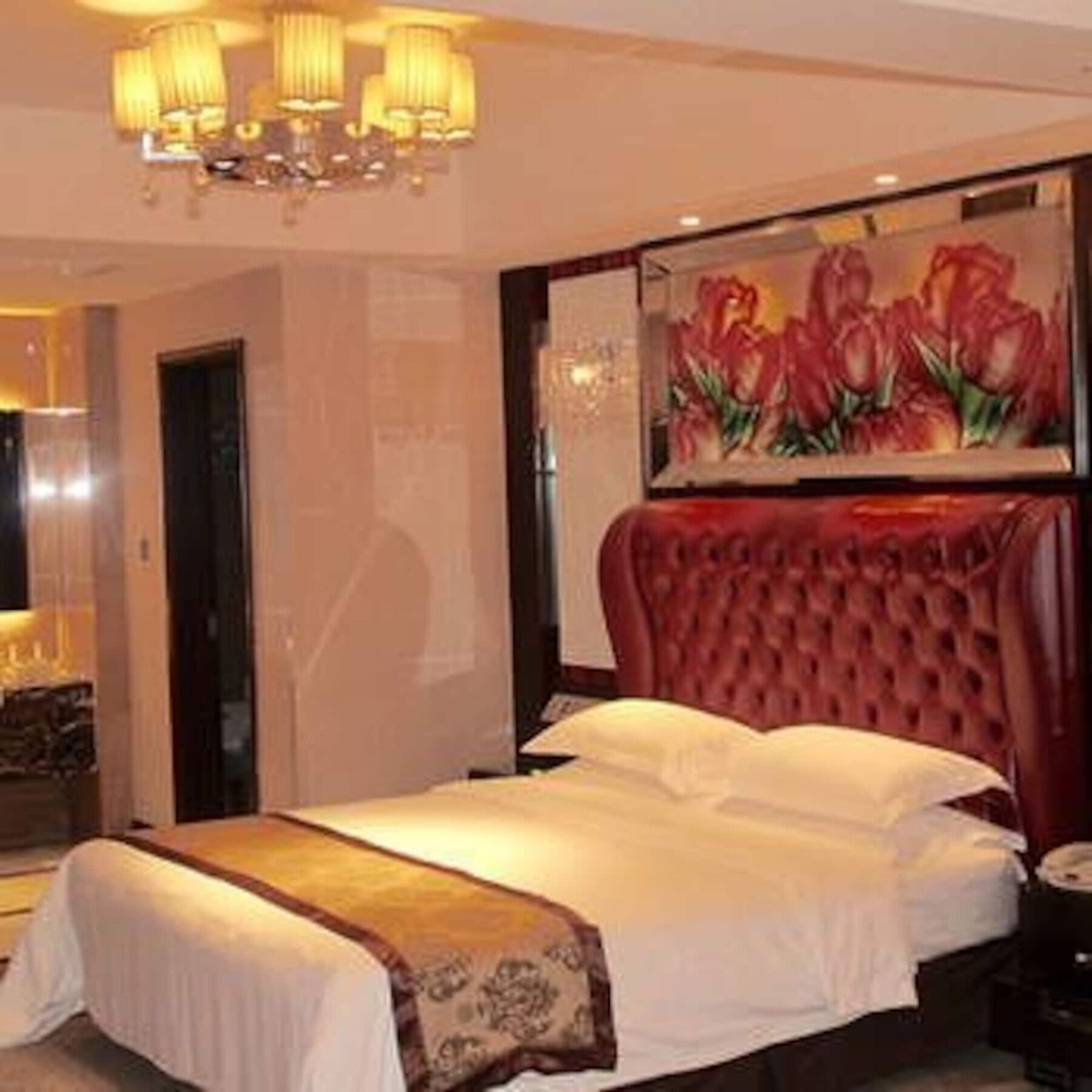 Oriental Venice Water World Hotel Zhengzhou Exterior photo